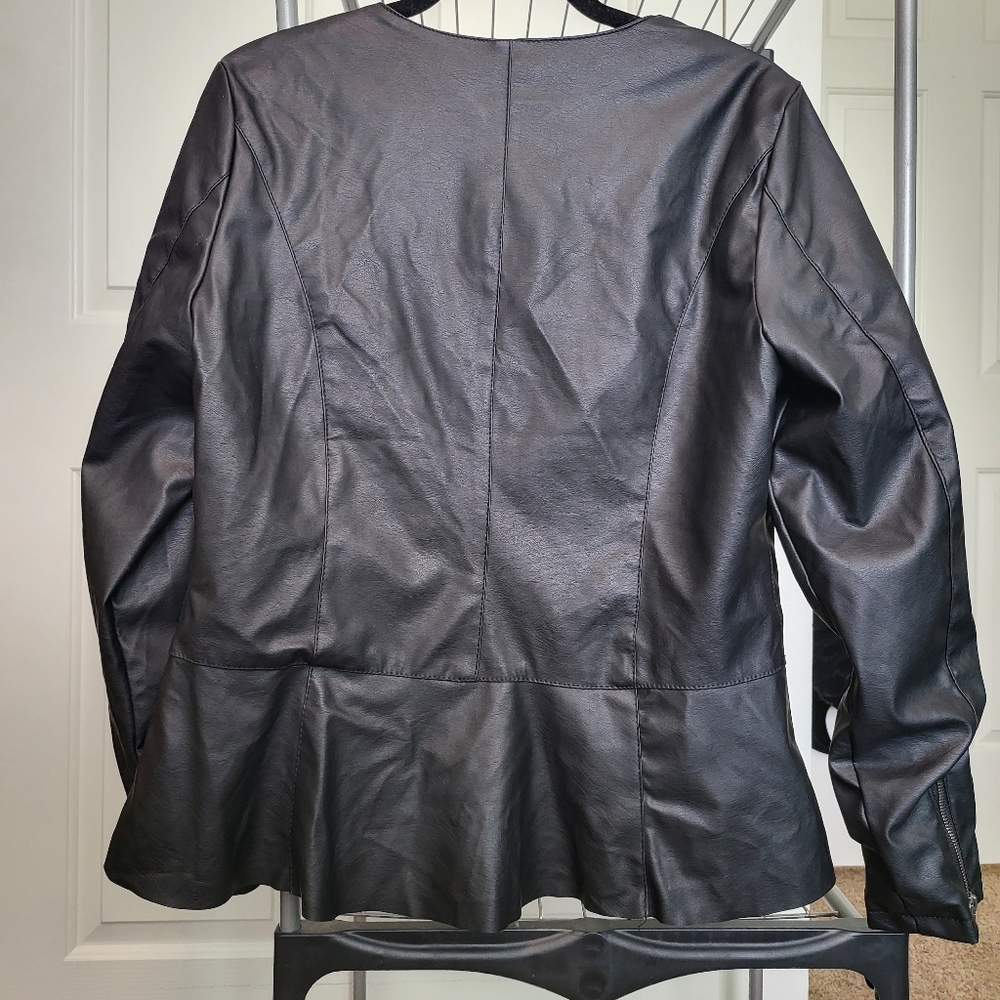 Jacket - Picture 2 of 3